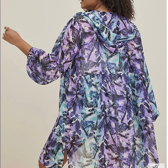 Torrid hooded anorak kimono- chiffon Palms purple - Picture 3 of 6